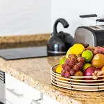 536b Cozy 1 Bedroom, Pool, Terrace, Sun Lounger Апартаменты Адехе